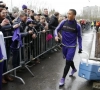 Video: Haha! Tielemans had wat problemen op training van Anderlecht... met een koelbox