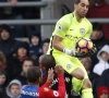 Vincent Kompany opnieuw weken out: "Ze zouden beter B-fast naar Manchester sturen" en "Zo'n zonde, hij is zo goed! Een van de beste die ik ooit zag"