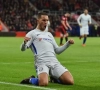 Schitterend! Zo maakt Eden Hazard een voetbalveldje in zijn tuin 