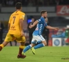 Rode Duivel Dries Mertens knalt de bal vier keer op rij knap in doel