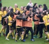 📷 Absolute rollercoaster van emoties, enorme ontlading bij Flames: "Van de hel naar de hemel, terug naar de hel en dan toch nog ..."