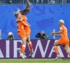 De jacht gaat verder: Lieke Martens en omstreden strafschop brengen Leeuwinnen naar kwartfinales