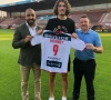 OFFICIEEL: KV Kortrijk heeft nieuwe spits met mooie adelbrieven beet