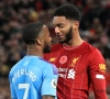 Joe Gomez wordt uitgefloten door eigen fans, Raheem Sterling verdedigt hem