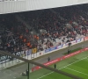 Charleroi-supporters pleiten op de Bosuil net voor pyro: "If love is fire ..."