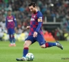 Lionel Messi zag zijn vrijschop op geniale wijze gekeerd worden door Jules Koundé