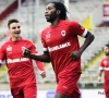 Antwerpen kleurt rood! Efficiënt Antwerp maakt comeback van Beerschot ongedaan via Mbokani