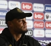 Kompany reageert op 'een andere coach had al lang gevlogen': "Perceptie kan ik niet tegenspreken, maar ik ga me niet excuseren voor één keer een privilege te krijgen"