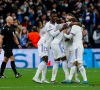 🎥 Een uniek moment bij Real Madrid tegen Real Betis waar de spelers elkaar een erehaag geven