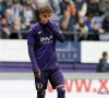 Ex-speler van RSC Anderlecht pakt zijn trainer wel heel hard aan bij doelpuntenviering