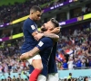 Giroud hoopt als voorbeeld voor de jeugd te dienen en komt terug op viering met Mbappé: "Ik heb erg gelachen met alle memes"