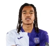 🎥 Luik-speler doet verschrikkelijke tackle op 16-jarig talent van RSCA Futures