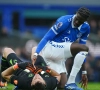 🎥 Amadou Onana gaat vol door op Emiliano Martinez, Youri Tielemans maakt zijn comeback