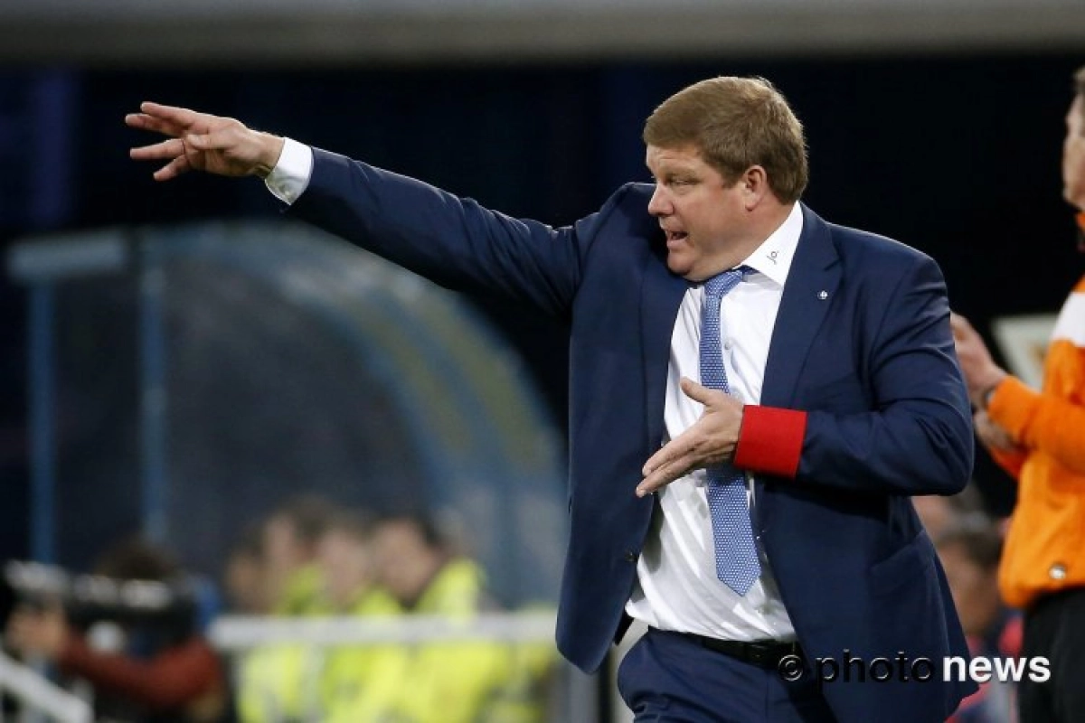 Vanhaezebrouck blijkbaar nog steeds niet blij met wintermercato: "Geef mij de transfers van Genk..."