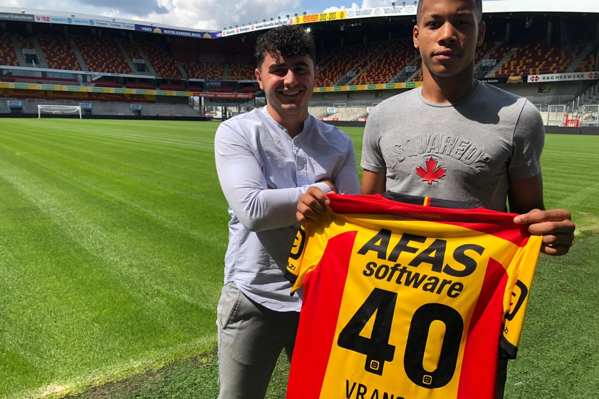 OFFICIEEL: KV Mechelen kan goudhaantje (16) langer aan zich binden: "Dat ik dit al mag meemaken"