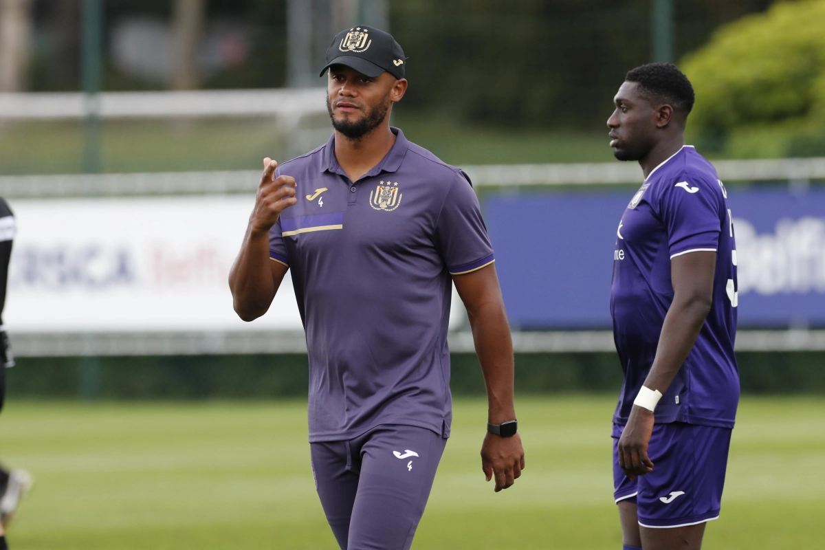 Vincent Kompany maakt zijn eerste selectie bekend, nog geen plek voor nieuwkomer Mustapha Bundu