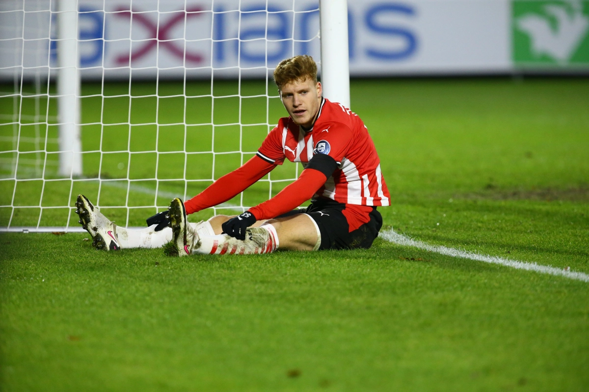 Een nieuwe Belg om in het oog te houden: twee weken geleden zijn debuut, nu officieel in A-kern PSV