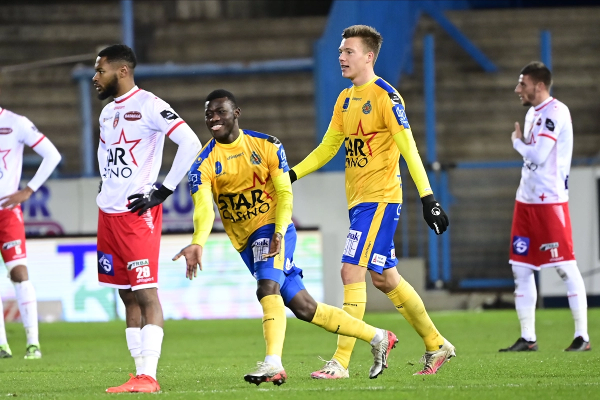 DONE DEAL: na onder meer Standard, Beveren en Lierse duikt Belgische winger op héél bijzondere plaats op