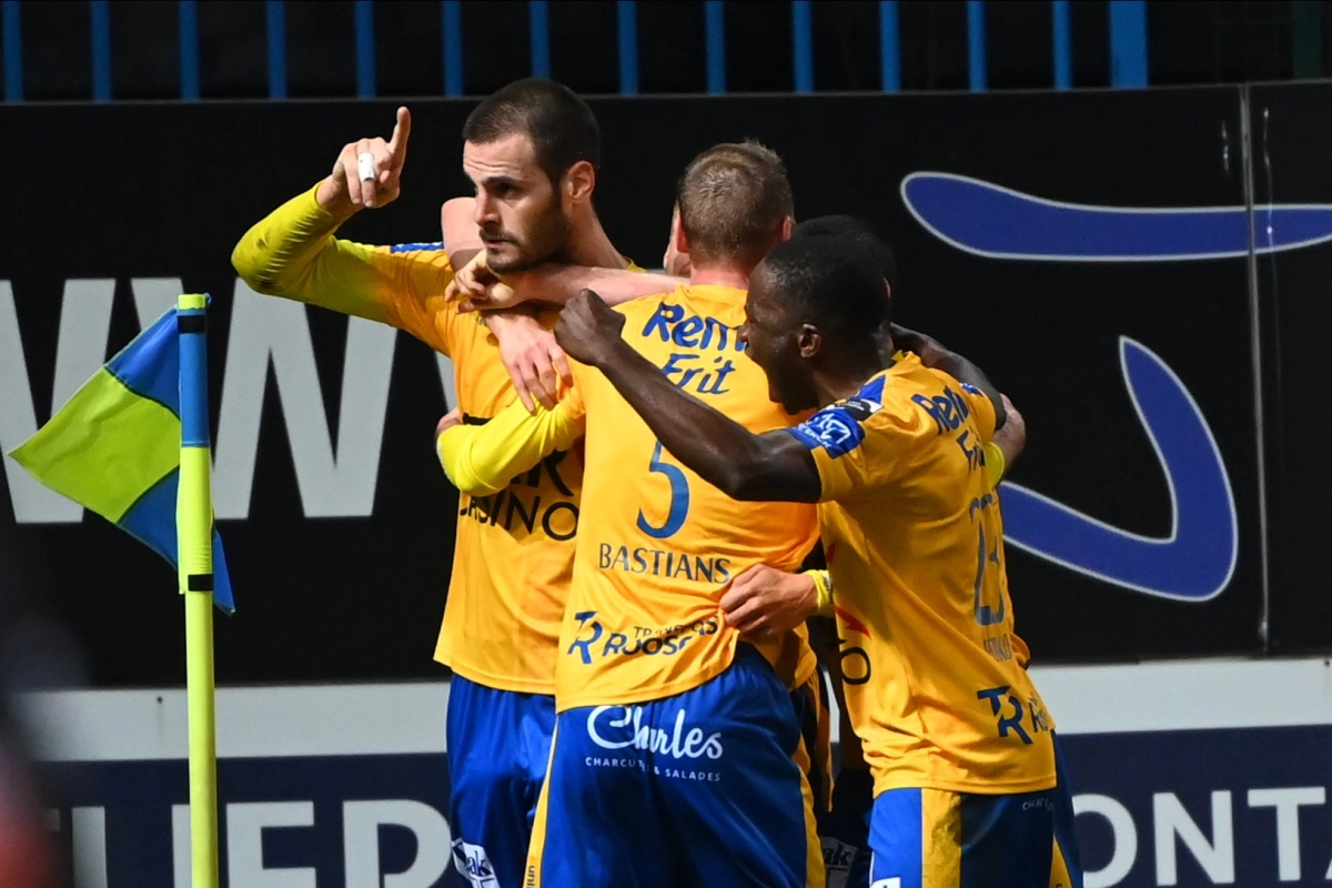 Vukotic zag zijn 'winning goal' nog uitgewist worden: "Laat hem zo 50x naar doel trappen en hij zit er nooit zo in zoals nu"