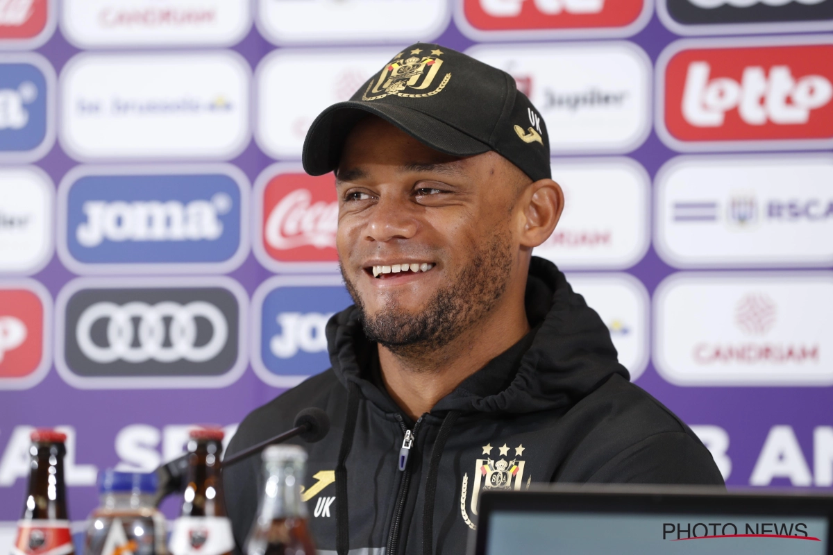 Kompany heel bescheiden over nominatie voor 'Coach van het Jaar': "Een kampioenenmaker en een man die de verwachtingen oversteeg, waar sta ik daartussen?"