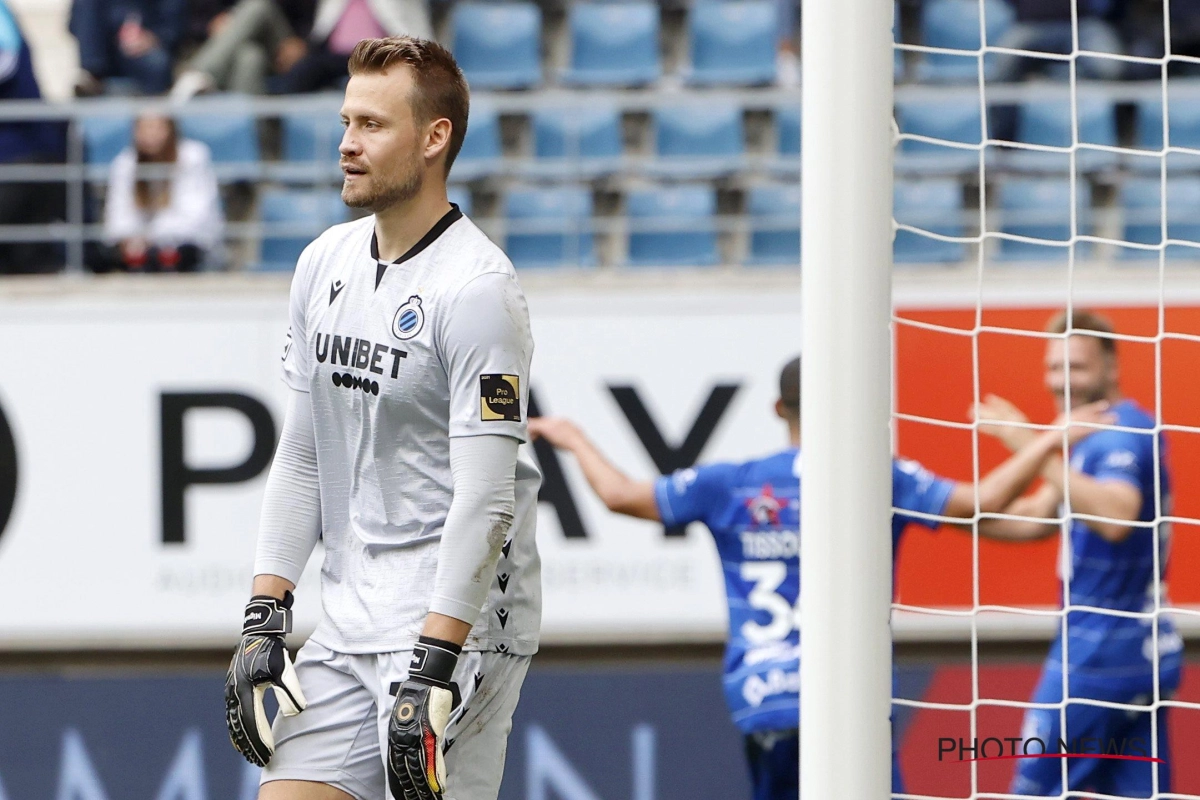 Mignolet komt met opvallende uitleg voor doelpunt van Engels: "Ik raak de bal te goed waardoor hij erin gaat"