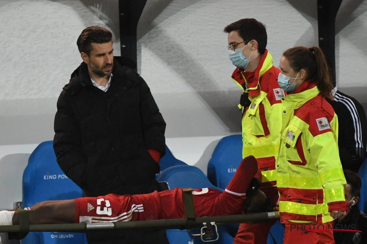 Gruwelijke blessure Standard-speler, VAR zag er geen penalty in