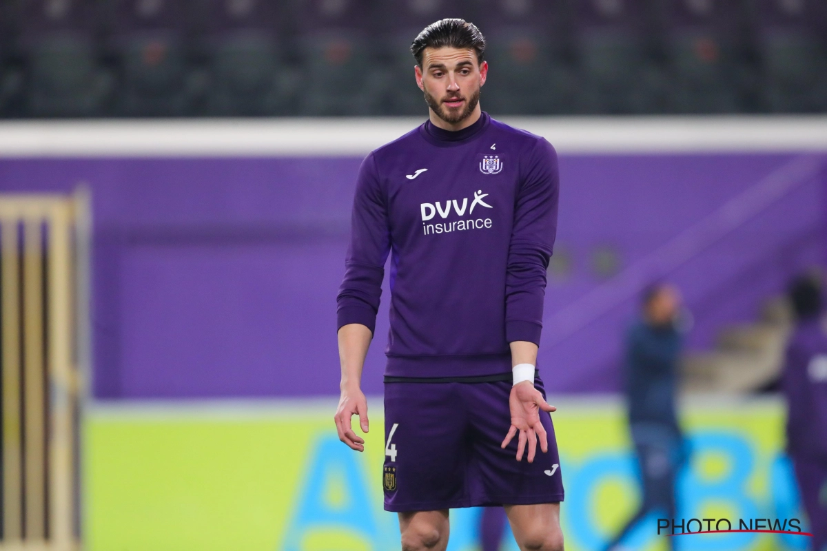 Het clashte zondag tijdens de rust in kleedkamer Anderlecht: twee sterkhouders stevig in de clinch