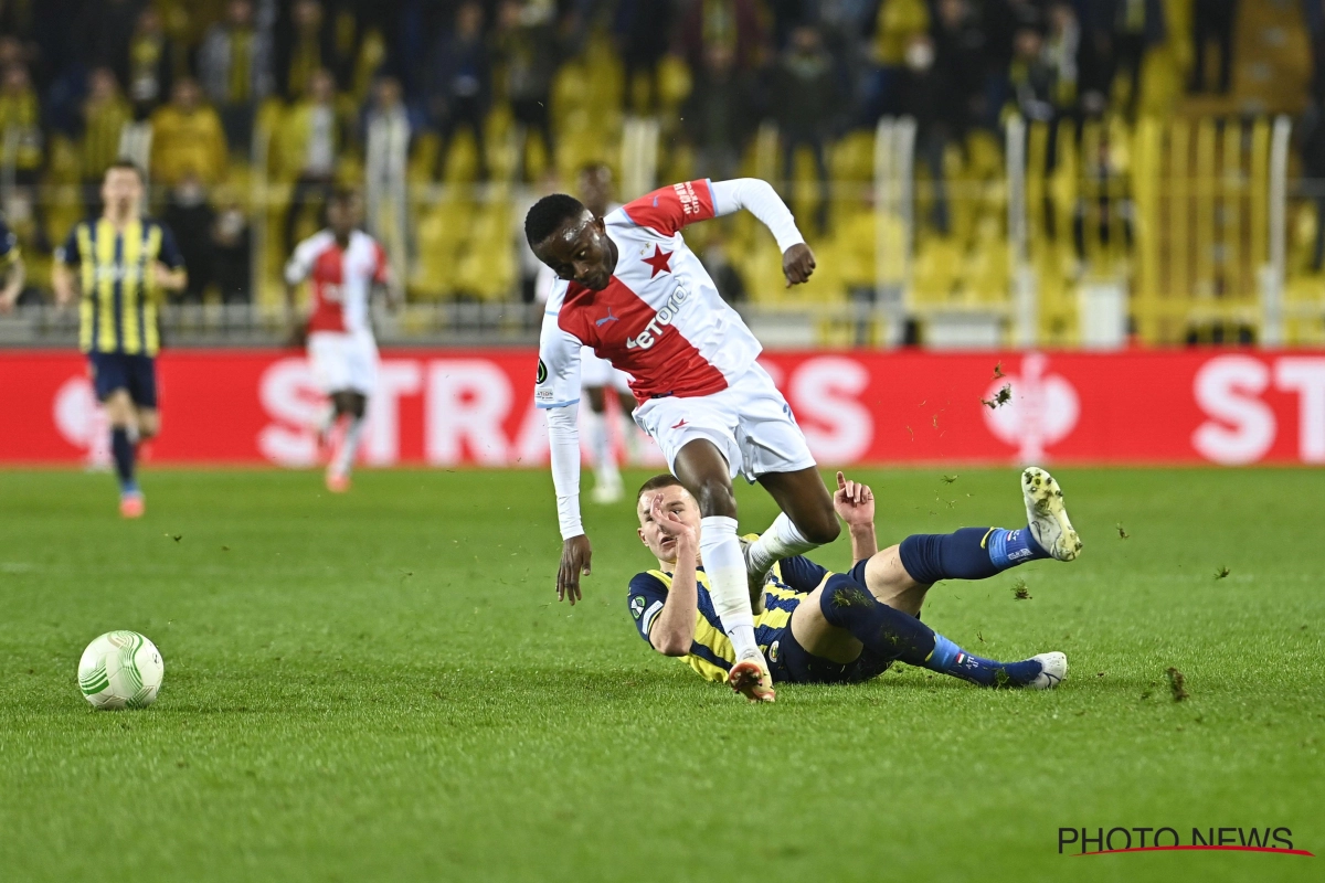 Racing Genk heeft zijn ogen laten vallen op en Nigeriaanse flankspeler