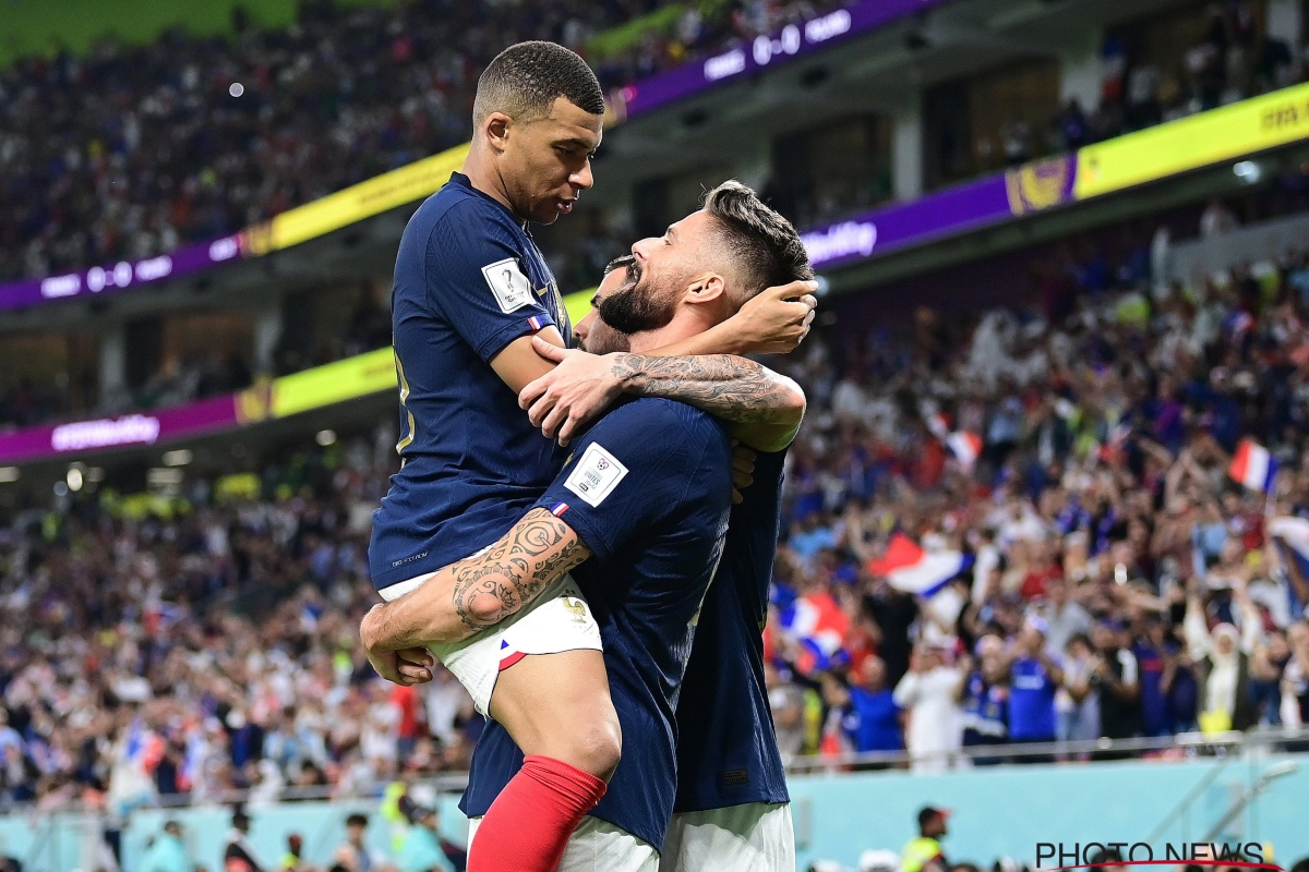 Giroud hoopt als voorbeeld voor de jeugd te dienen en komt terug op viering met Mbappé: "Ik heb erg gelachen met alle memes"