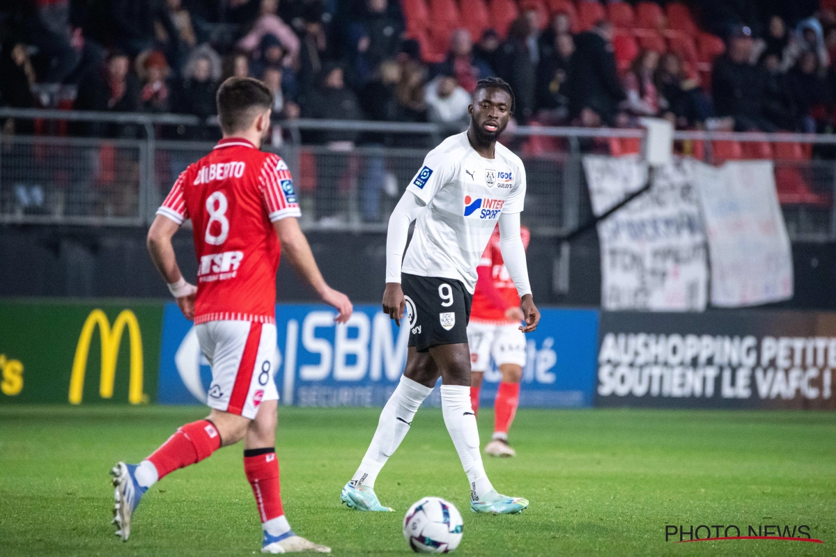 RC Genk bevestigt komst van Anderlecht-transfertarget Arokodare: "Kan mij geen betere club inbeelden"