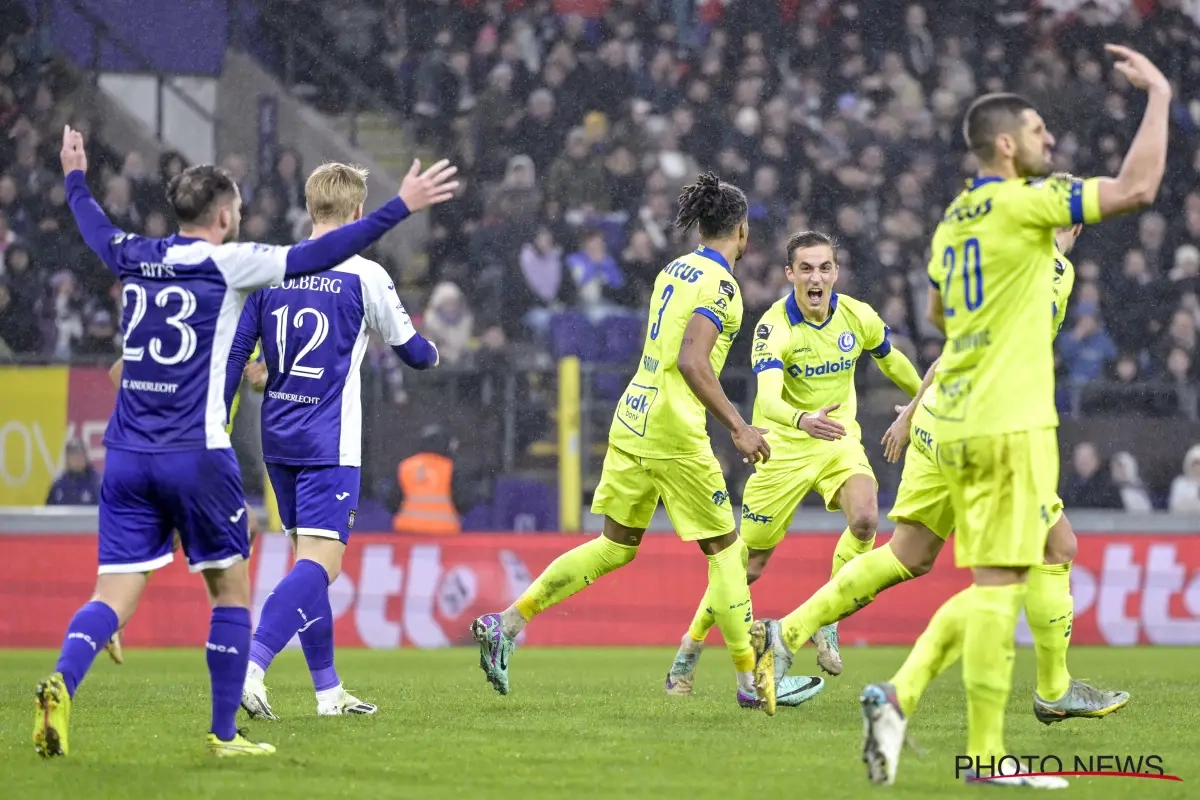 KAA Gent-eigenaar Sam Baro haalt zwaar uit na Anderlecht-KAA Gent: "Hoe kan je dit in godsnaam uitgelegd krijgen?"