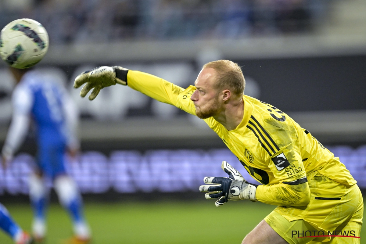 Standard-doelman Arnaud Bodart doet pijnlijke vaststelling na zware nederlaag tegen KAA Gent