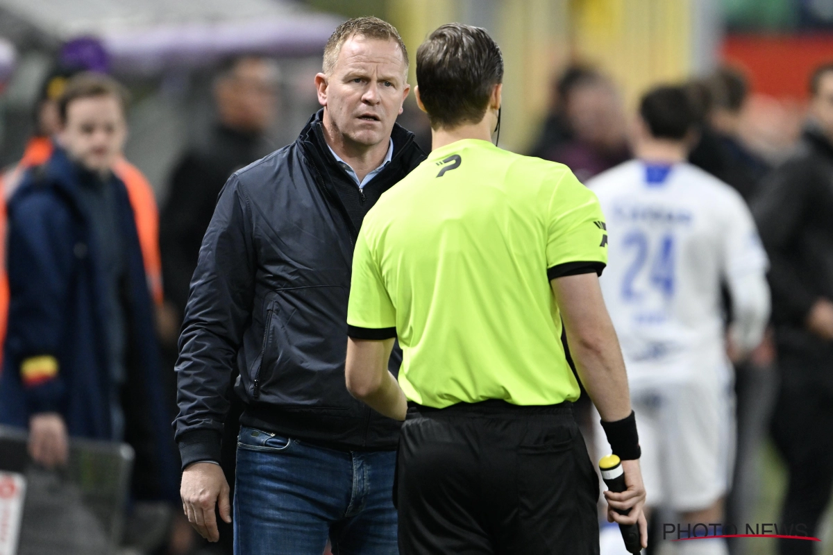 Wouter Vrancken gaat helemaal los over arbitrage na "absurde match" tegen Anderlecht: "Niks aan te merken op mijn team, het was gewoon de ref"