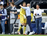 Mignolet zielsgelukkig met gebaar van Schreuder: "Dit geeft honger voor meer, dit ga ik de komende zes-zeven jaar blijven doen"