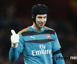 Petr Cech kruipt opnieuw in doel maar gaat voortaan pucks vangen