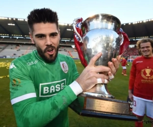 Blijft Victor Valdés nu bij Standard? De doelman reageert op de prangende vraag