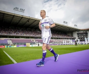 Opvallend: supporters Anderlecht roepen op om in minuut drie te applaudiseren