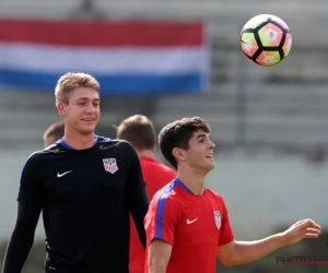 Toptalent van Borussia Dortmund gespot in shirt van Club Brugge, blauw-zwart speelt er meteen handig op in