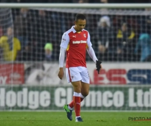 VIDEO: Odemwingie krijgt rood na vuile elleboog en doet dan dit