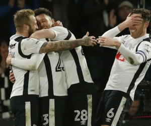 ? Straf! Tsjechische speler van Derby County scoort al na 24 seconden