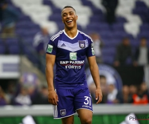 Youri Tielemans maakt favorietenrol helemaal waar en is 'Profvoetballer van het Jaar'