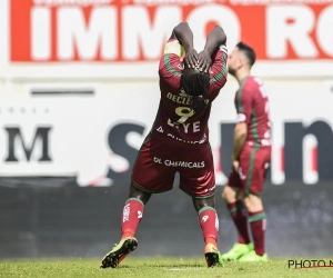 Opmerkelijk: Leye wordt uitgefloten door kleine minderheid fans, stuurt kat naar feestje én etentje met spelers