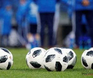 🎥 Wanneer het voetbal wat tegenslaat tijdens Tsjechië-België, gaat ballenjongen met aandacht lopen