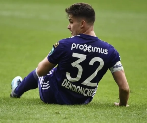 Dendoncker overtuigt opnieuw niet en werkt zelfs publiek op de zenuwen, maar Vanhaezebrouck komt achteraf met verklaring die ander licht werpt op flauwe prestatie