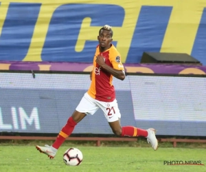 ? Henry Onyekuru (ex-Anderlecht) kroont zich tot matchwinnaar van Galatasaray met geniale ingeving voor kansloze doelman