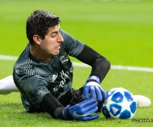 Courtois net op tijd weer fit en hij krijgt een opmerkelijke doublure mee op de bank