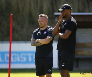 Kompany verrast met zestienjarig toptalent op middenveld in oefenwedstrijd tegen Griekse kampioen