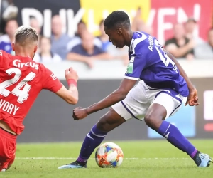 🎥 OFFICIEEL: Sambi Lokonga verlengt contract bij Anderlecht