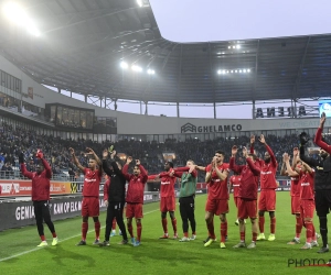 📷 Supporters Antwerp komen in Ghelamco met duidelijke spandoeken tegen voetbalbond: "Maffia"