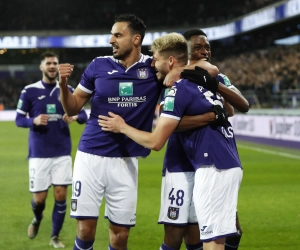 'Anderlecht wijst drie opmerkelijke spelers de deur en mag hopen op verlengd verblijf van Rode Duivel'